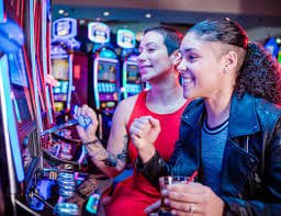 crazy slots VIP Bonus Free Spins Cashback Online Slots မြန်မာ ကျပ်ငွေ ဆုများ